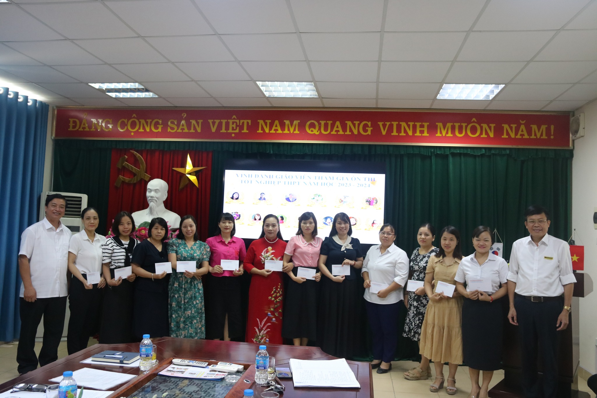 Hội nghị tổng kết công tác giảng dạy và giáo viên chủ nhiệm khối THPT năm học 2023 – 2024.